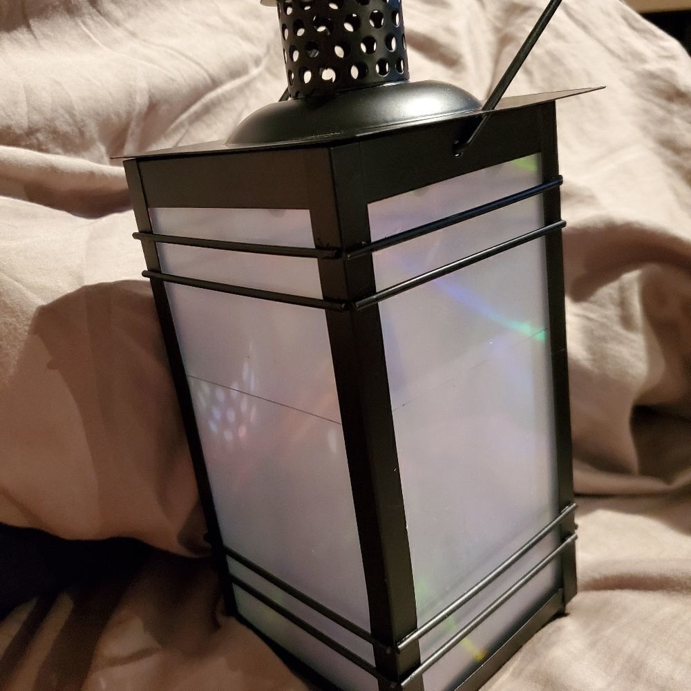 Lantern‎ - Picture 4 of 12